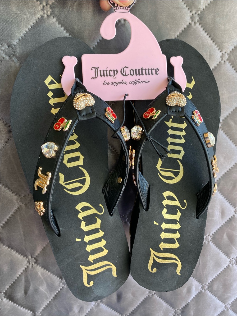 ✨ NWT Juicy Couture Black Charm Platform Flip Flops Thong Sandals ✨ 9